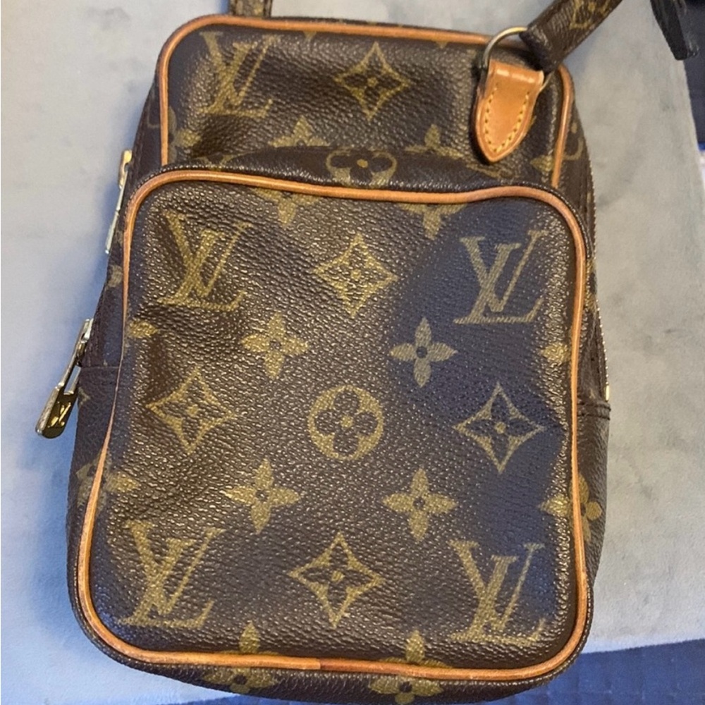 LOUIS VUITTON AMAZON CROSSBODY